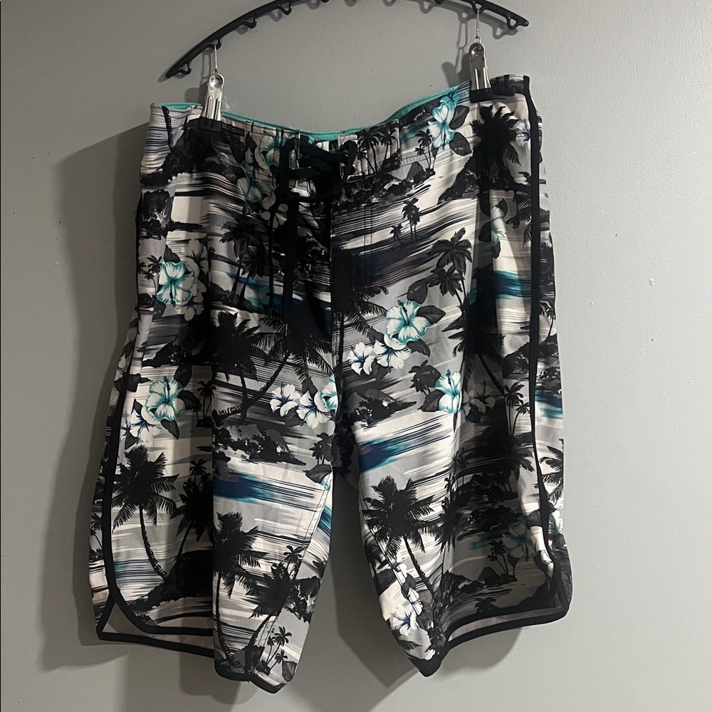 Rumors Palm Paradise Men's Swim Trunks 34